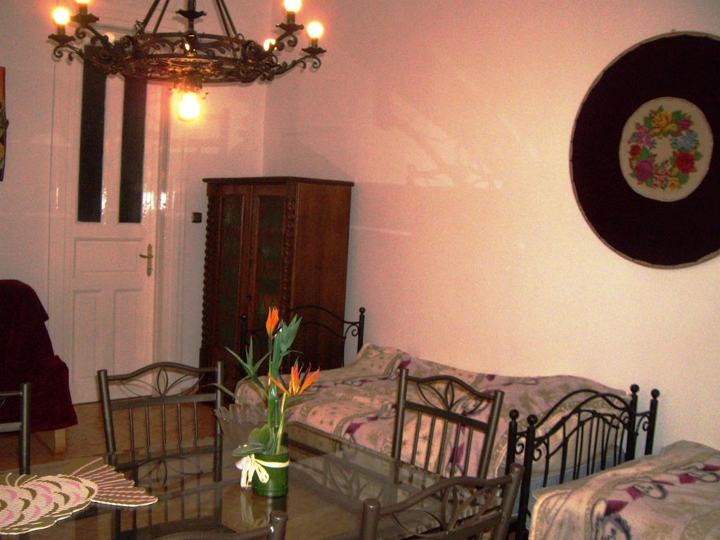 Appartement Dr. Blondy Boedapest