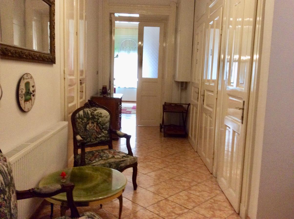 Dr. Blondy Appartement Boedapest